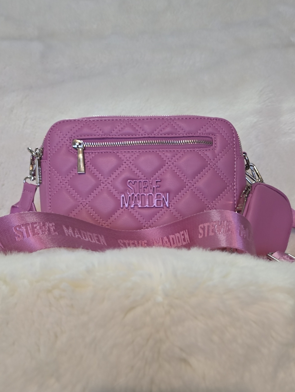 Steve Madden Quilted Fuchsia Crossbody Bag with coin/card holder NWOT